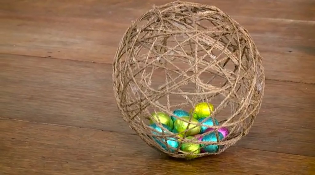 Pasqua - Uovo di spago